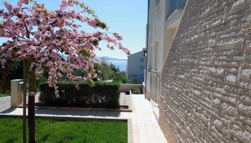 Apartments Sea View Kozino - Foto 3, Garden view
