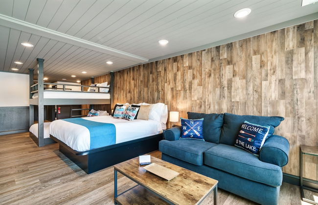 The Lodge at Lakeside - Photo 1