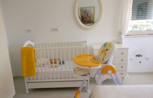 3 Bedroom 3 Bathroom Pool ,ivy House Montenegro - Foto 2