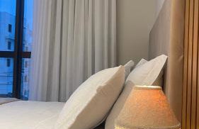 Novíssimo! Charmoso e a 3 minutos a pé da praia - Foto 25