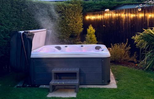 Allt Mor Retreat with Hot Tub - Foto 3