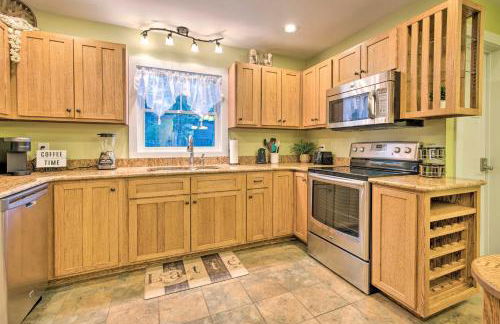 Large Yard and Games Edgewater Escape in Paupack! - Foto 10