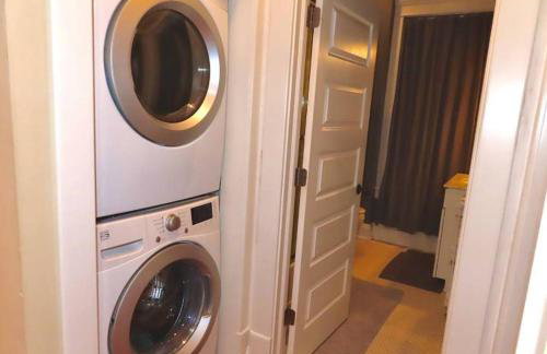 The Nook on Neil Walkable 3BR - Foto 18