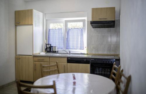 Apartment in Lopar with Terrace, Air conditioning, WIFI, Dishwasher (4612-1) - Foto 9