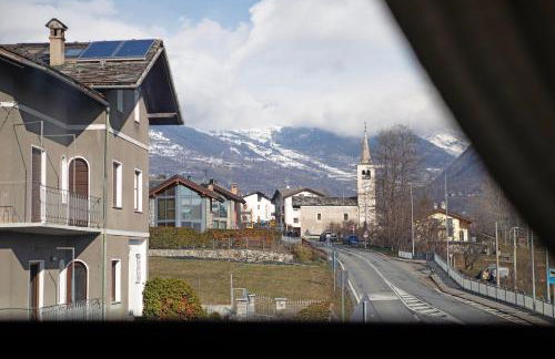 Tra Montagna e Città - Aosta - Foto 5