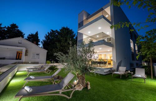Bumblebee apartments & rooms with pool - Foto 26