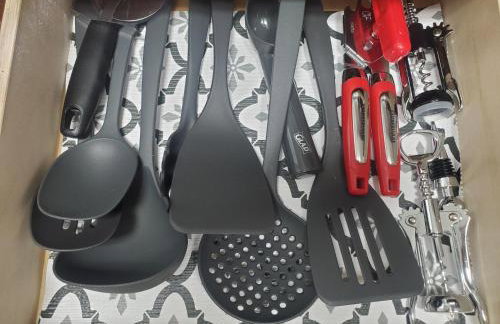 Spacious Centrally Located 3 Bed 2 Bath - Sleeps 8 - Foto 21