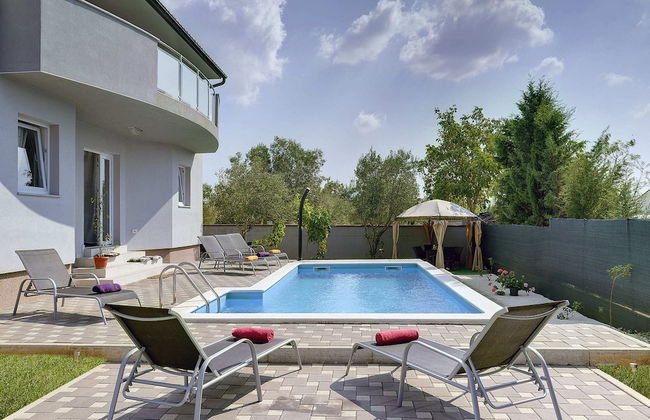 Holiday Home Vodnjan Near Beach - Foto 1