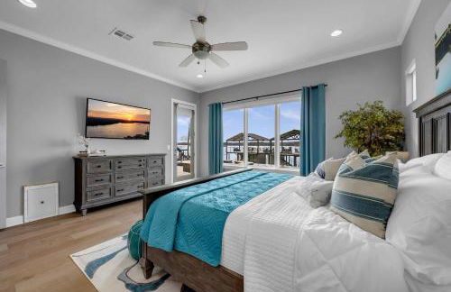 Luxury Waterfront Home with Swimming Pool Hot Tub and 2 Boat Slips - Foto 25