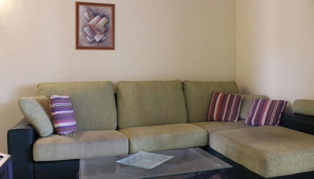 Rustic 1-bed Bungalow in Parque Holandés - Foto 5, Sala de estar