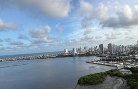 Apartamento de Luxo com vista para o Mar no Parque do Cais - Foto 17