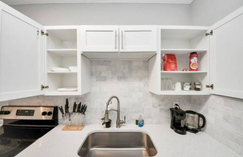 Lux Resort-Style Pool, Gym, Parking Near Houston - Foto 13