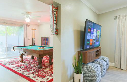 Pool Table, Minigolf, Games at Pondside FunHouse - Foto 18