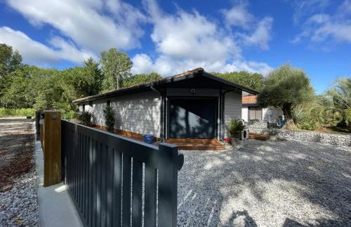 Villa moderne à Soustons avec piscine chauffée, 3 chambres et cuisine extérieure, animaux acceptés - FR-1-379-167 - Foto 15