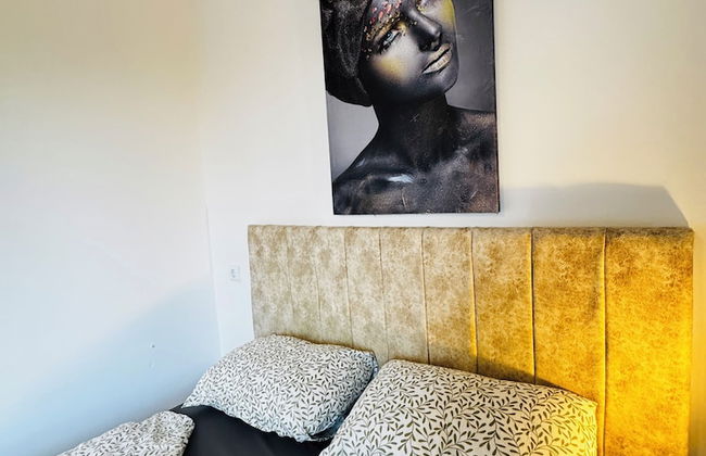 Cozy House Terrace &Garden Sleeps 34 - Foto 5