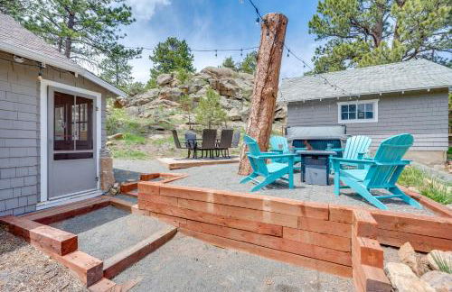 Steps to Estes Lake Mtn-View Hideaway with Hot Tub! - Foto 25