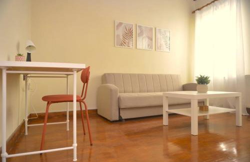 Διώροφη μονοκατοικία στο κέντρο - Foto 16