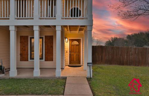 Georgian 5BR Retreat Heat Chilled Pool + Hot Tub - Foto 18