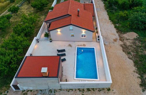 Villa Laura - Photo 1