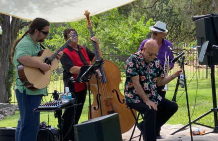 Luxury Lake House w/ Heated Pool & Multiple Spas - Foto 74