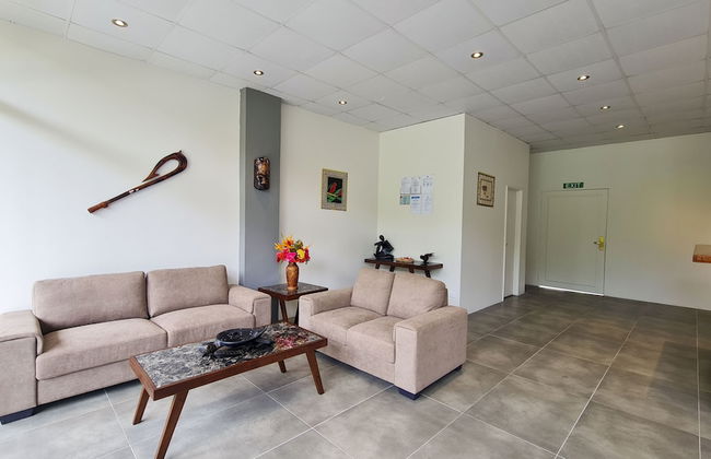 Seafront Apartment Coral Coast - Photo 3