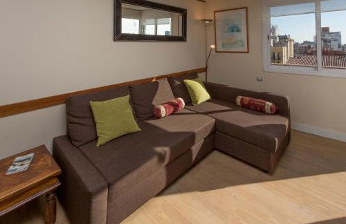 Gaudi penthouse with terrace views - Photo 9