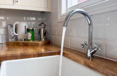 Fisherman's Cottage - Harwich Breaks - BRAND NEW - long stays available great prices - get in touch for all bookings - cottage in harwich - beach stay - Foto 12