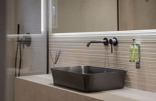 Athenian Grand Riviera Villa - Photo 52