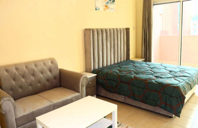 Discovery Gardens - Stunning Studio With Balcony And Free Parking - Foto 1