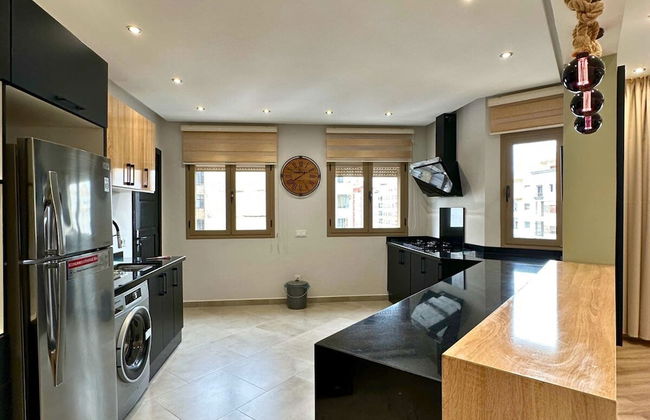 The Tropical Luxury 2BR City Centre Retreat - Photo 14