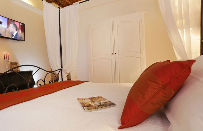 Madonna de’ Monti Suites - Photo 24