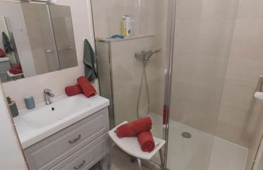 La Crécynette - near Disneyland and Parrot World - Foto 5