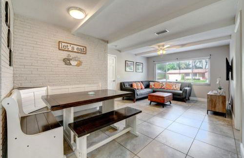 Spacious Casselberry House with Backyard Pool - Photo 18