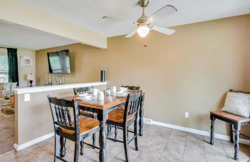 Cozy Missouri Retreat with Deck and Grill, Near Hiking - Foto 12