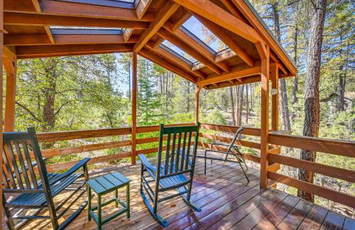 Furnished Deck and Forest Views Pine Retreat! - Foto 25