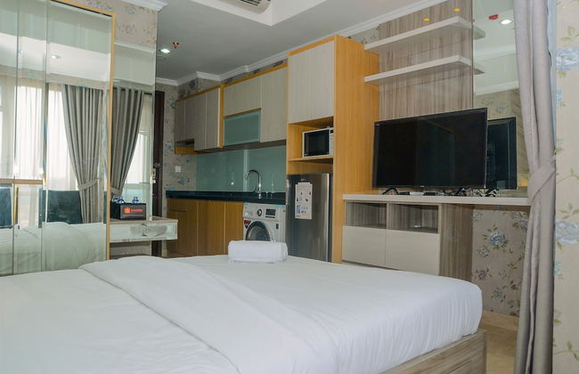 Tranquil Studio Apartment at Menteng Park - Photo 6