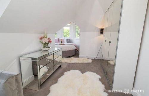 Park Views by Grandeur Property - Photo 7