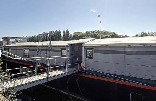 Péniche Loft Privé 100m2 - 15min de Paris en RER - Foto 14