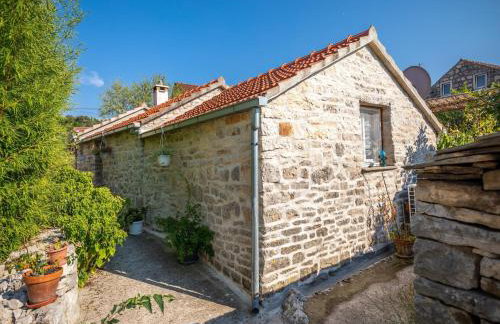 Stone House Harmony -Studio Apartment with Patio and Garden View 2 - Photo 36