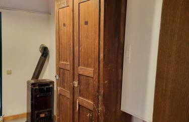 Die alte Waldkate - Windschief und mitten in der Natur - Foto 7