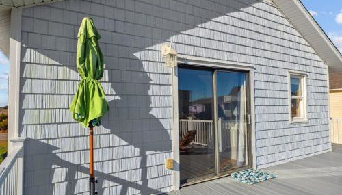 Pets OK Beach Home, Short Walk Beach Access, and Views - Foto 5