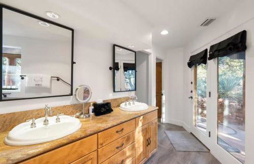 Red Rock Retreat with Hot Tub & New Pool Coming late March - Foto 30