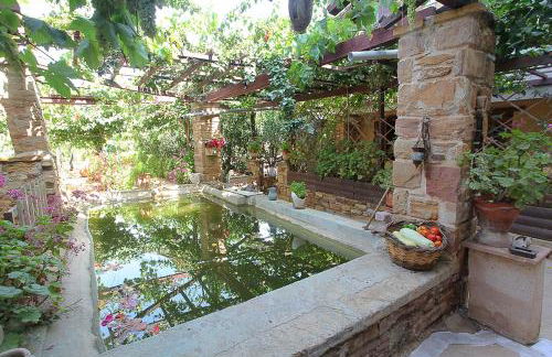 Venetis Luxury Apartments - Photo 10