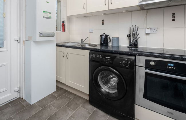 One Bedroom Apartment by Klass Living Serviced Accommodation Coatbridge - Garturk Apartment With Wifi and Parking - Photo 5