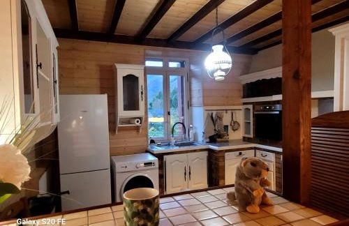 T3 avec jouissance jardin dans ancien presbytere - Photo 3