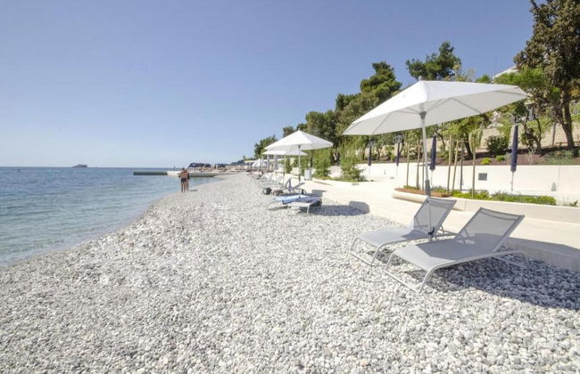 Villa with Swimming Pool, Volleyball Court & Hot Tub, near Rovinj - Foto 36