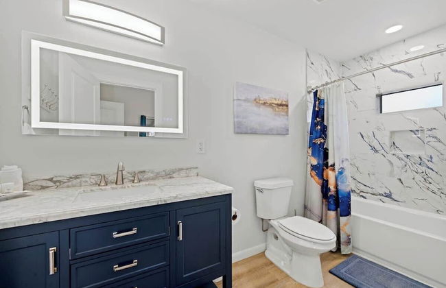 Bluebonnet Waterfront Cottage With Hot Tub - Foto 7