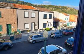 Hamilton House - Photo 42