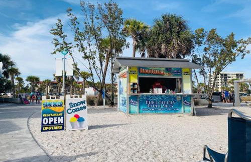 Paradise Heated Pool Home Near IMG and Siesta Key Beach - Photo 31