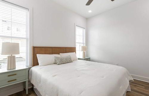 New cottage near Sports Complex with King Beds - Foto 9